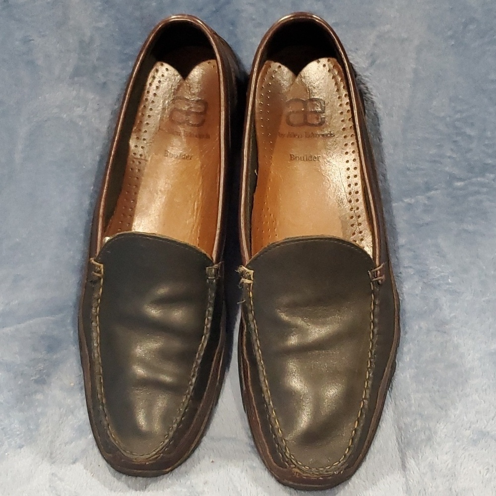 Allen edmonds leathet brown black Boulder comfort loafer